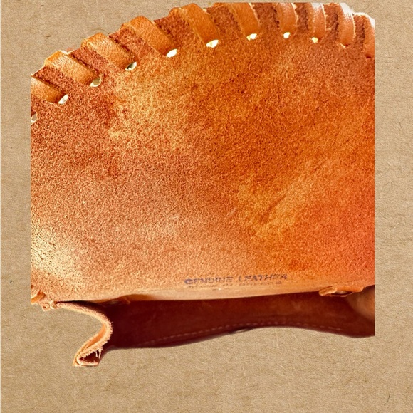 Small leather crossbody bag can also be looped through your belt. Made in Greece - Picture 8 of 11